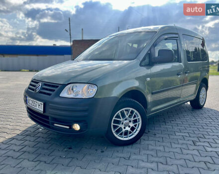 Зеленый Фольксваген Кадди, объемом двигателя 1.6 л и пробегом 285 тыс. км за 5700 $, фото 5 на Automoto.ua