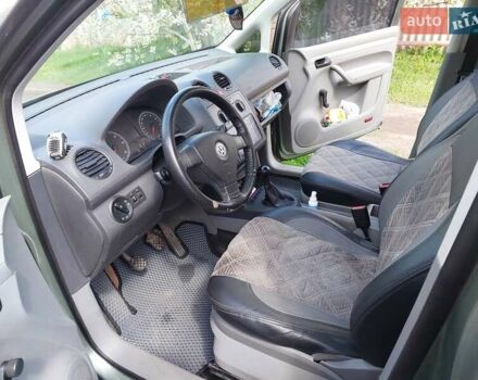 Зеленый Фольксваген Кадди, объемом двигателя 1.9 л и пробегом 185 тыс. км за 8500 $, фото 10 на Automoto.ua