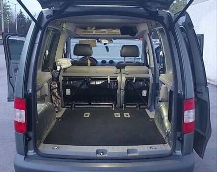 Зеленый Фольксваген Кадди, объемом двигателя 1.9 л и пробегом 185 тыс. км за 8500 $, фото 3 на Automoto.ua