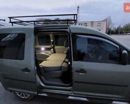 Зеленый Фольксваген Кадди, объемом двигателя 1.9 л и пробегом 185 тыс. км за 8500 $, фото 4 на Automoto.ua