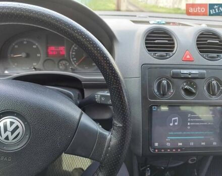 Зеленый Фольксваген Кадди, объемом двигателя 1.9 л и пробегом 185 тыс. км за 8500 $, фото 9 на Automoto.ua