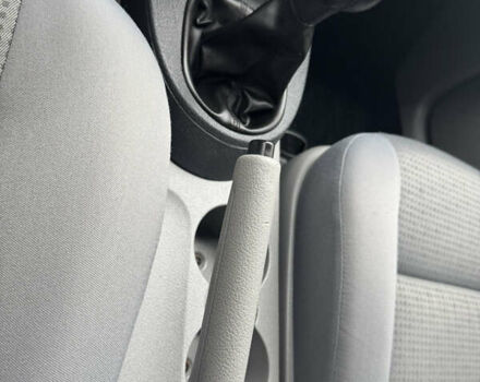 Зеленый Фольксваген Кадди, объемом двигателя 1.9 л и пробегом 313 тыс. км за 9400 $, фото 52 на Automoto.ua