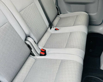 Зеленый Фольксваген Кадди, объемом двигателя 1.9 л и пробегом 313 тыс. км за 9400 $, фото 36 на Automoto.ua