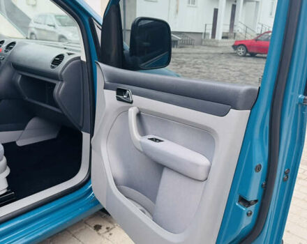 Зеленый Фольксваген Кадди, объемом двигателя 1.9 л и пробегом 313 тыс. км за 9400 $, фото 34 на Automoto.ua