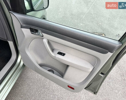 Фольксваген Кадди 2008 в Виннице на Automoto.ua Зеленый Фольксваген Кадди, объемом двигателя 1.6 л и пробегом 201 тыс. км за 9999 $, фото 76 на Automoto.ua