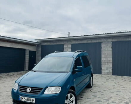 Зеленый Фольксваген Кадди, объемом двигателя 1.9 л и пробегом 313 тыс. км за 9400 $, фото 1 на Automoto.ua