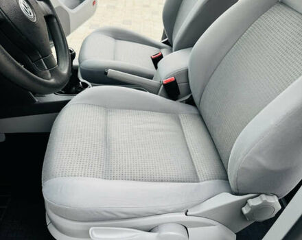 Зеленый Фольксваген Кадди, объемом двигателя 1.9 л и пробегом 313 тыс. км за 9400 $, фото 22 на Automoto.ua