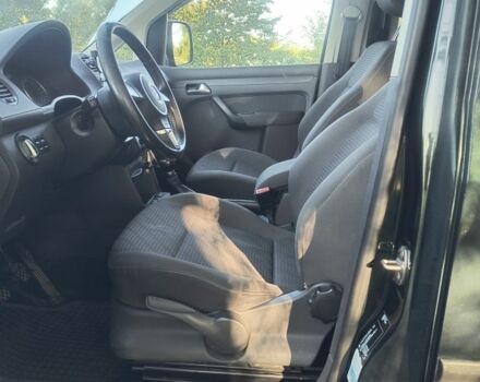 Зеленый Фольксваген Кадди, объемом двигателя 2 л и пробегом 285 тыс. км за 10000 $, фото 4 на Automoto.ua