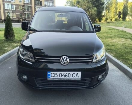 Зеленый Фольксваген Кадди, объемом двигателя 2 л и пробегом 285 тыс. км за 10000 $, фото 1 на Automoto.ua