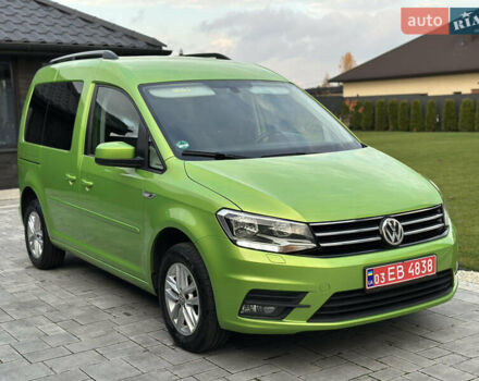 Зелений Фольксваген Кадді, об'ємом двигуна 2 л та пробігом 230 тис. км за 19950 $, фото 11 на Automoto.ua