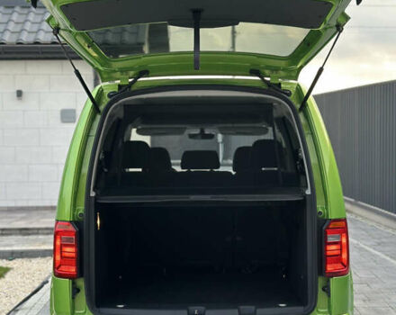 Зелений Фольксваген Кадді, об'ємом двигуна 2 л та пробігом 230 тис. км за 19950 $, фото 22 на Automoto.ua