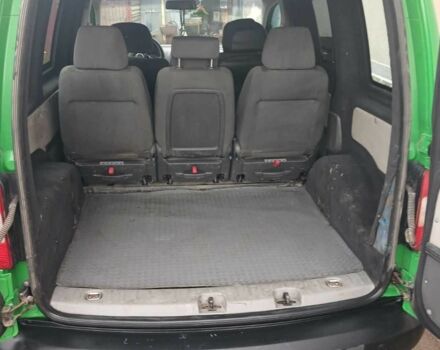 Зеленый Фольксваген Кадди, объемом двигателя 2 л и пробегом 320 тыс. км за 4000 $, фото 2 на Automoto.ua