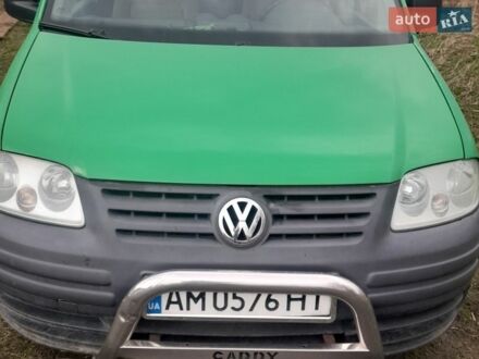 Зелений Фольксваген Кадді, об'ємом двигуна 1.9 л та пробігом 278 тис. км за 4500 $, фото 1 на Automoto.ua
