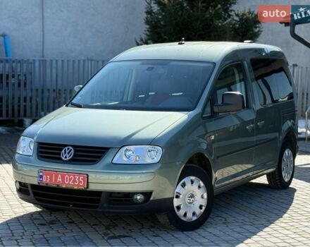 Зеленый Фольксваген Кадди, объемом двигателя 1.6 л и пробегом 216 тыс. км за 7550 $, фото 1 на Automoto.ua