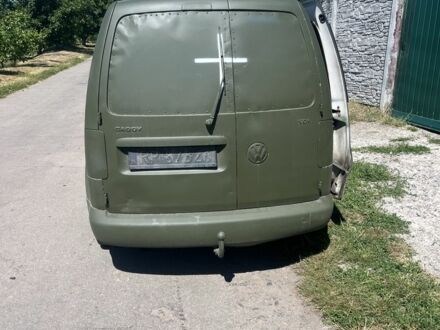 Зеленый Фольксваген Кадди, объемом двигателя 1.9 л и пробегом 300 тыс. км за 2000 $, фото 1 на Automoto.ua
