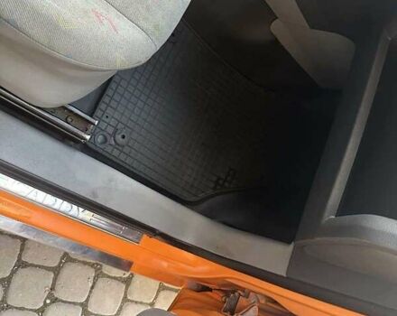 Оранжевый Фольксваген Кадди, объемом двигателя 1.9 л и пробегом 238 тыс. км за 5900 $, фото 8 на Automoto.ua