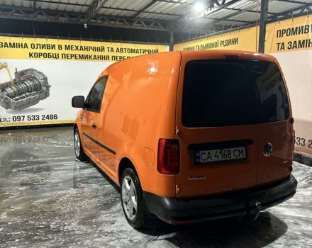 Помаранчевий Фольксваген Кадді, об'ємом двигуна 1.6 л та пробігом 292 тис. км за 9999 $, фото 5 на Automoto.ua