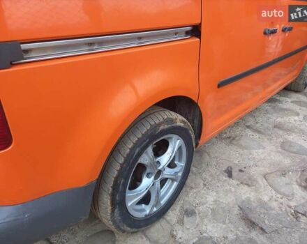 Оранжевый Фольксваген Кадди, объемом двигателя 2 л и пробегом 400 тыс. км за 6500 $, фото 12 на Automoto.ua