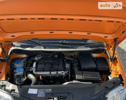 Оранжевый Фольксваген Кадди, объемом двигателя 1.9 л и пробегом 340 тыс. км за 6500 $, фото 16 на Automoto.ua