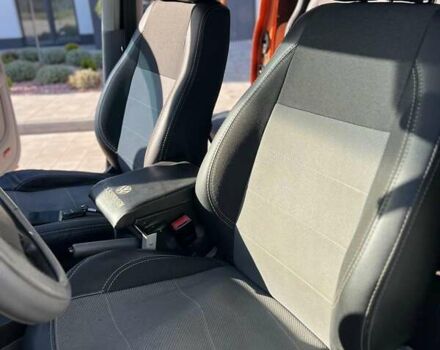 Оранжевый Фольксваген Кадди, объемом двигателя 1.9 л и пробегом 270 тыс. км за 6000 $, фото 8 на Automoto.ua