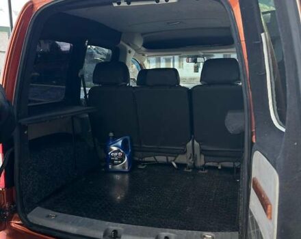 Оранжевый Фольксваген Кадди, объемом двигателя 1.9 л и пробегом 270 тыс. км за 6000 $, фото 10 на Automoto.ua