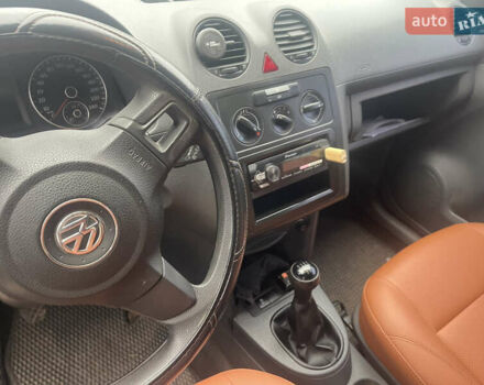 Оранжевый Фольксваген Кадди, объемом двигателя 1.6 л и пробегом 280 тыс. км за 10600 $, фото 8 на Automoto.ua