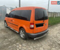 Оранжевый Фольксваген Кадди, объемом двигателя 1.6 л и пробегом 280 тыс. км за 10600 $, фото 4 на Automoto.ua