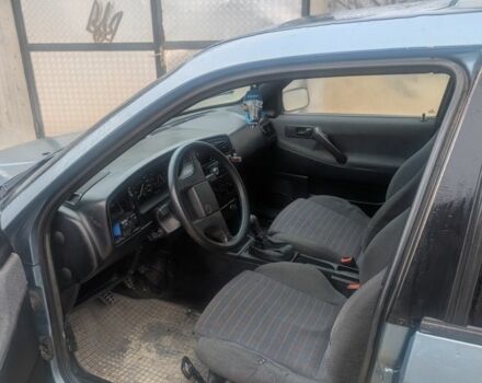 Синий Фольксваген Кемпер, объемом двигателя 1.8 л и пробегом 350 тыс. км за 1200 $, фото 3 на Automoto.ua