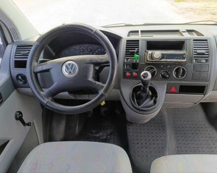 Фольксваген Каравелла 2004 в Львове на Automoto.ua Белый Фольксваген Каравелла, объемом двигателя 1.9 л и пробегом 420 тыс. км за 4699 $, фото 3 на Automoto.ua