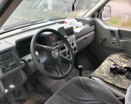 Белый Фольксваген Каравелла, объемом двигателя 1.9 л и пробегом 470 тыс. км за 2500 $, фото 4 на Automoto.ua