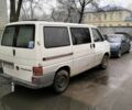 Белый Фольксваген Каравелла, объемом двигателя 1.9 л и пробегом 470 тыс. км за 2500 $, фото 1 на Automoto.ua