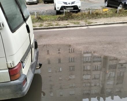 Белый Фольксваген Каравелла, объемом двигателя 1.9 л и пробегом 470 тыс. км за 2500 $, фото 3 на Automoto.ua