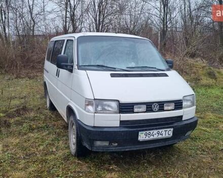 Білий Фольксваген Каравелла, об'ємом двигуна 2.5 л та пробігом 342 тис. км за 2550 $, фото 2 на Automoto.ua