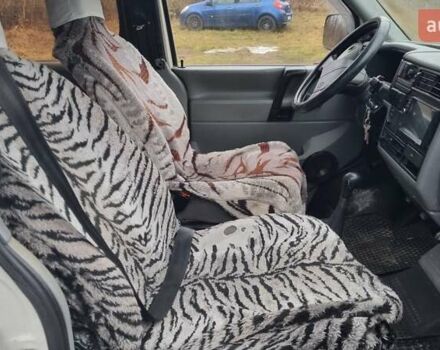 Білий Фольксваген Каравелла, об'ємом двигуна 2.5 л та пробігом 342 тис. км за 2550 $, фото 7 на Automoto.ua