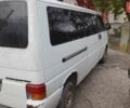 Белый Фольксваген Каравелла, объемом двигателя 2.37 л и пробегом 520 тыс. км за 3100 $, фото 1 на Automoto.ua