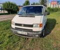 Белый Фольксваген Каравелла, объемом двигателя 2.4 л и пробегом 500 тыс. км за 2999 $, фото 3 на Automoto.ua