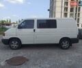 Белый Фольксваген Каравелла, объемом двигателя 1.9 л и пробегом 340 тыс. км за 5599 $, фото 11 на Automoto.ua