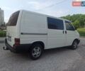 Белый Фольксваген Каравелла, объемом двигателя 1.9 л и пробегом 340 тыс. км за 5599 $, фото 6 на Automoto.ua