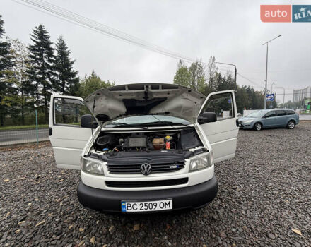 Білий Фольксваген Каравелла, об'ємом двигуна 2.5 л та пробігом 591 тис. км за 6999 $, фото 67 на Automoto.ua