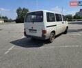 Белый Фольксваген Каравелла, объемом двигателя 2.5 л и пробегом 370 тыс. км за 9000 $, фото 11 на Automoto.ua
