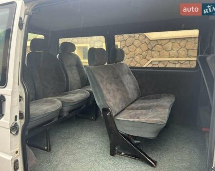 Белый Фольксваген Каравелла, объемом двигателя 1.9 л и пробегом 392 тыс. км за 5600 $, фото 7 на Automoto.ua