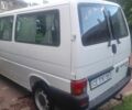 Белый Фольксваген Каравелла, объемом двигателя 2.5 л и пробегом 403 тыс. км за 7250 $, фото 2 на Automoto.ua