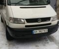 Белый Фольксваген Каравелла, объемом двигателя 2.5 л и пробегом 378 тыс. км за 5300 $, фото 1 на Automoto.ua