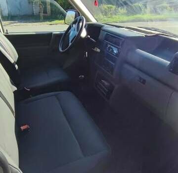 Білий Фольксваген Каравелла, об'ємом двигуна 2.5 л та пробігом 420 тис. км за 6800 $, фото 12 на Automoto.ua