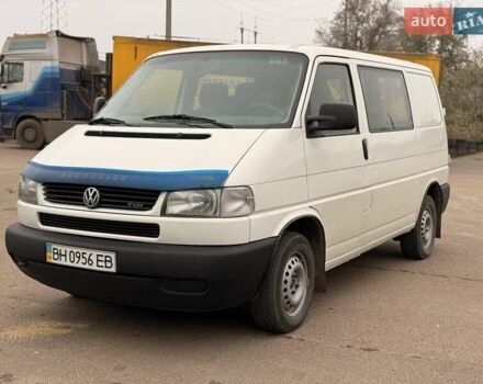 Белый Фольксваген Каравелла, объемом двигателя 2.5 л и пробегом 408 тыс. км за 7300 $, фото 3 на Automoto.ua