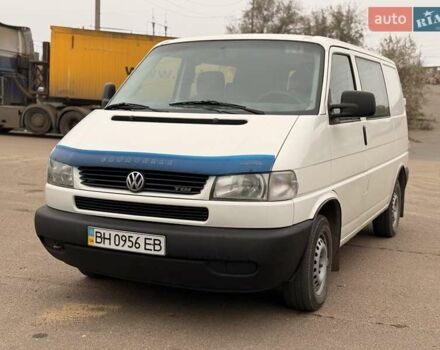 Белый Фольксваген Каравелла, объемом двигателя 2.5 л и пробегом 408 тыс. км за 7300 $, фото 5 на Automoto.ua