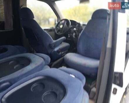 Білий Фольксваген Каравелла, об'ємом двигуна 1.9 л та пробігом 440 тис. км за 8000 $, фото 3 на Automoto.ua