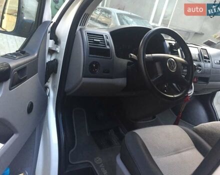 Белый Фольксваген Каравелла, объемом двигателя 0 л и пробегом 350 тыс. км за 8400 $, фото 14 на Automoto.ua