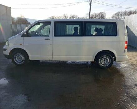 Белый Фольксваген Каравелла, объемом двигателя 2.5 л и пробегом 280 тыс. км за 7800 $, фото 11 на Automoto.ua