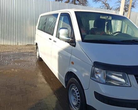 Белый Фольксваген Каравелла, объемом двигателя 2.5 л и пробегом 280 тыс. км за 7800 $, фото 9 на Automoto.ua